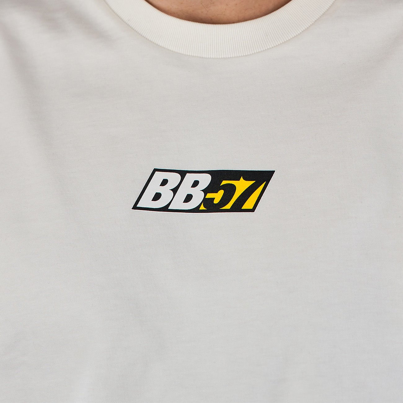 57 Box Logo T-Shirt - White - Kecks