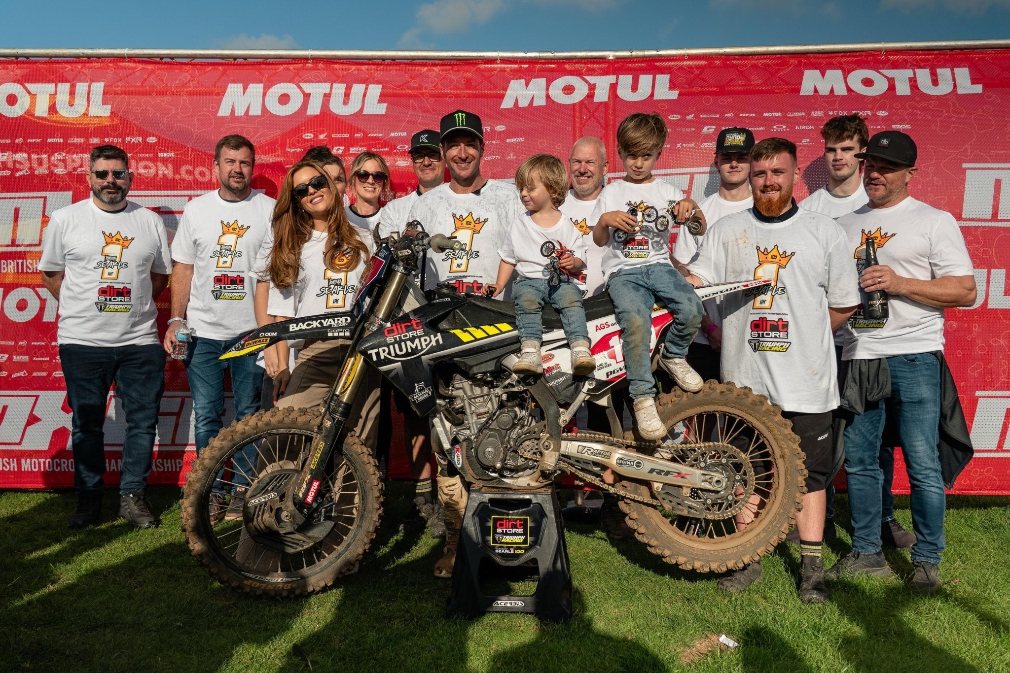 tommy-searle-clinches-the-