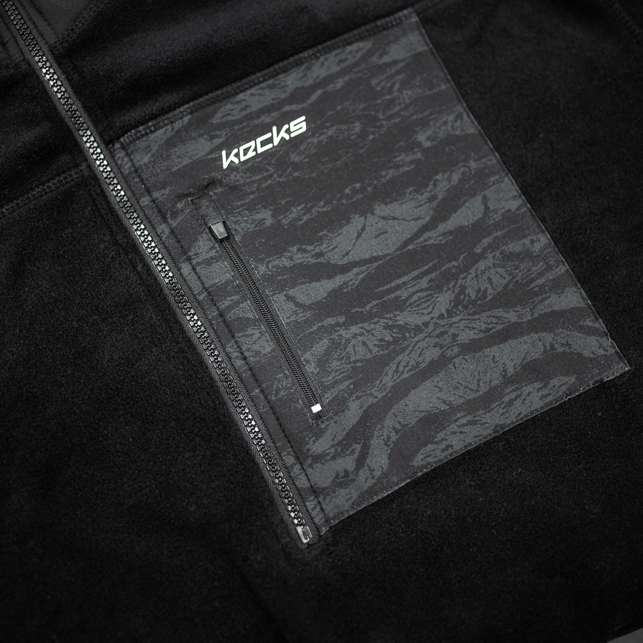 Polar 1/4 Zip Black