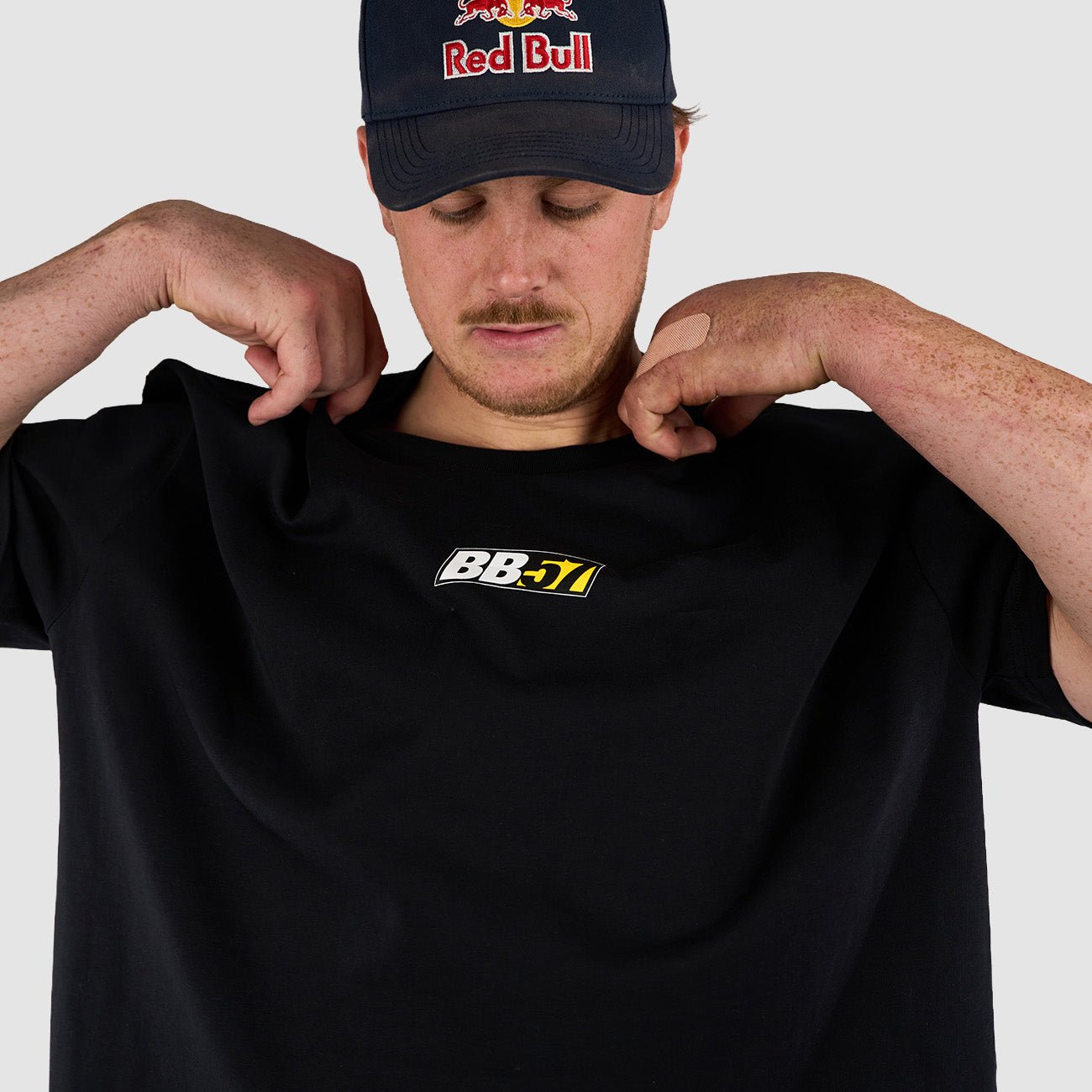 57 Box Logo T-Shirt - Black - Kecks
