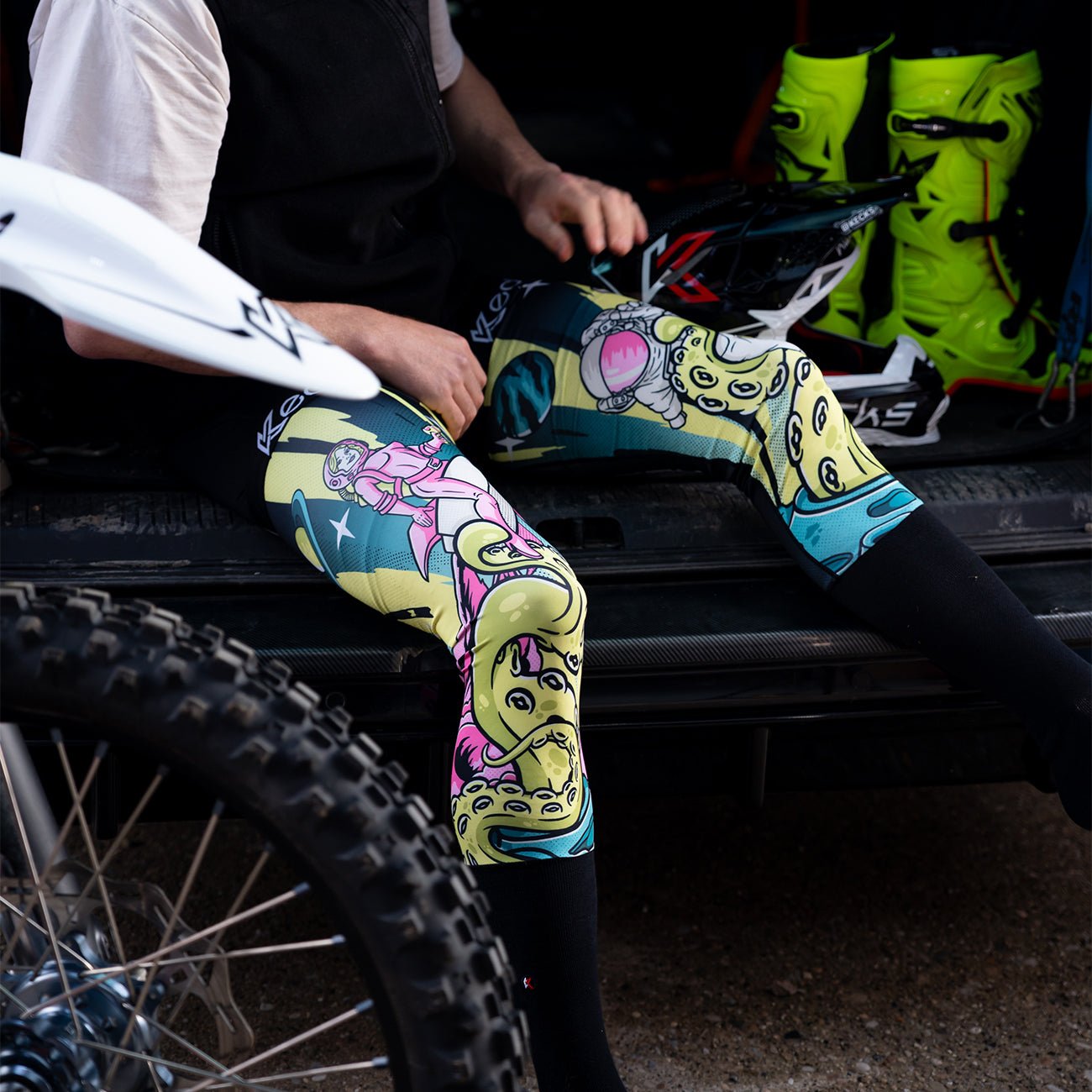 Invaders Moto Sock - Kecks