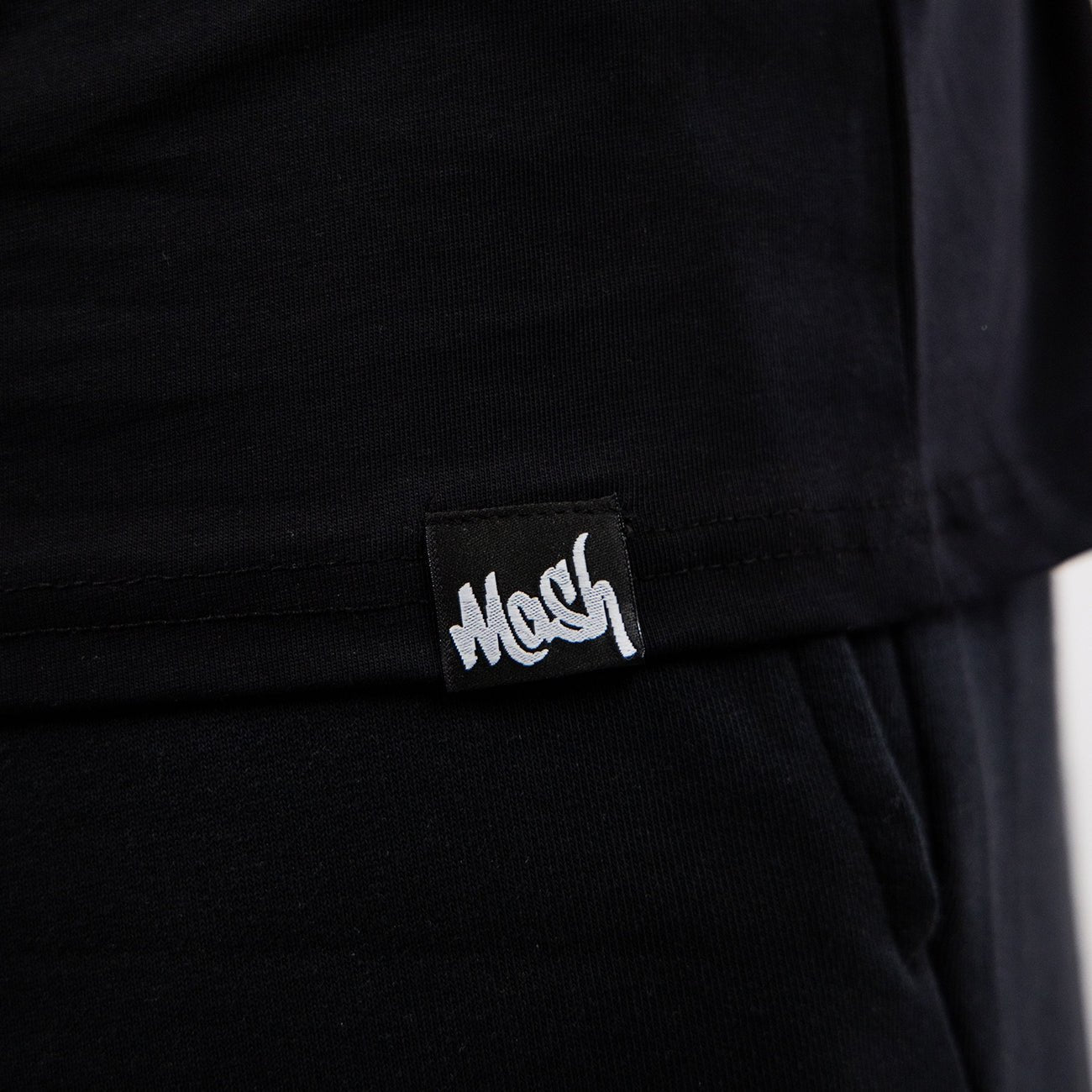 Trusty Whizz App Tee Black - Kecks